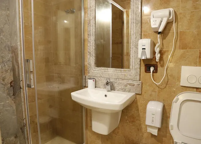 Hotel Castle Konti 4*